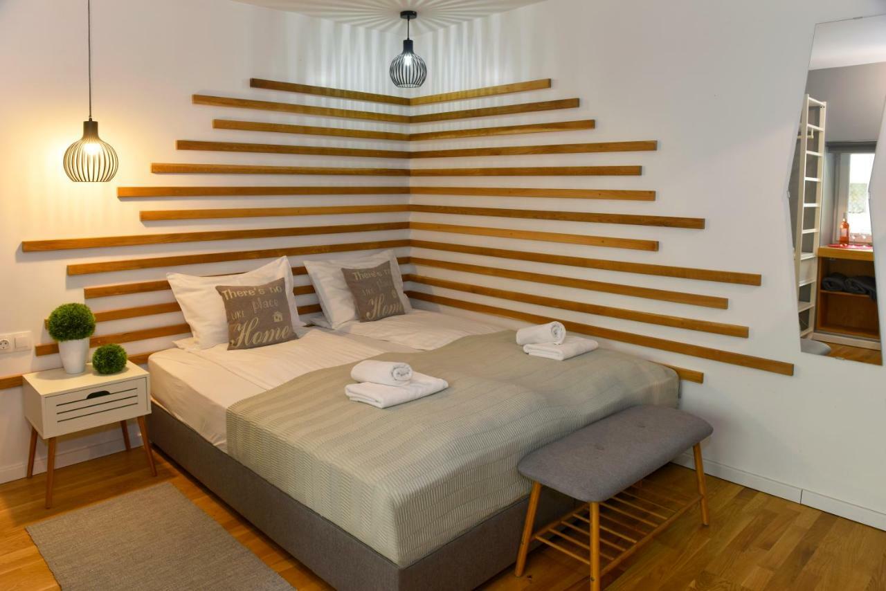 Small Double or Twin Room,1580921921:JPEG